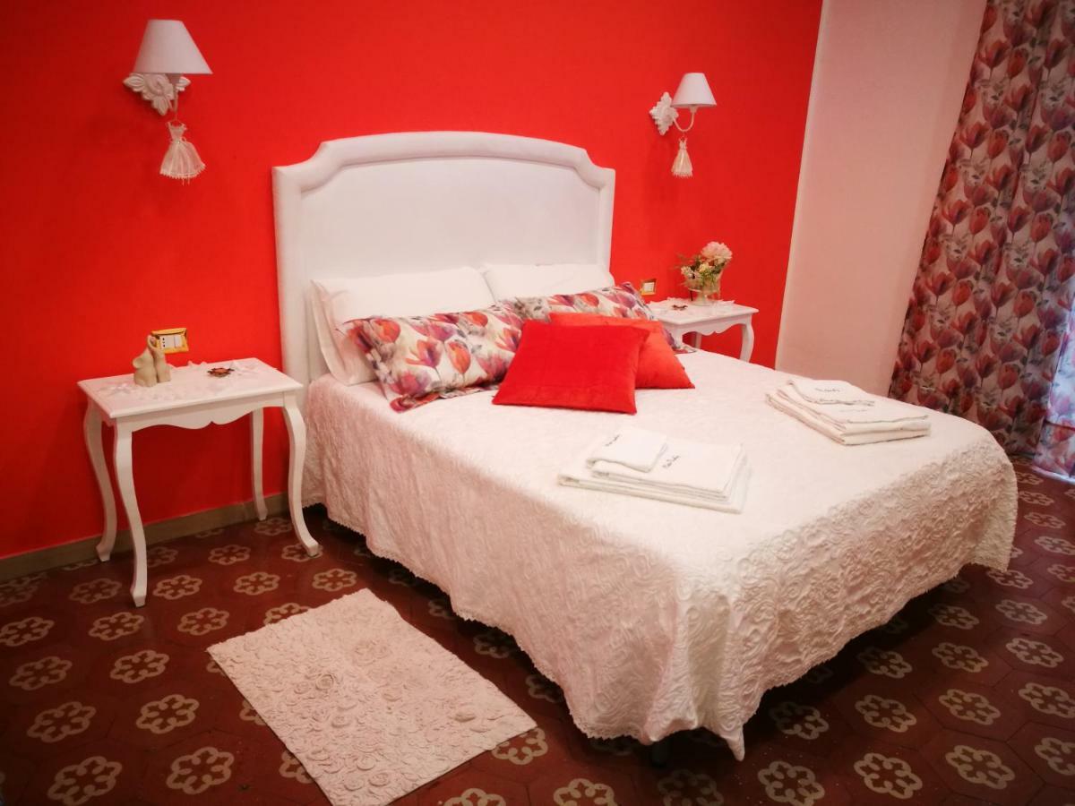 B&B Resta Cu Mme Nápoles Exterior foto