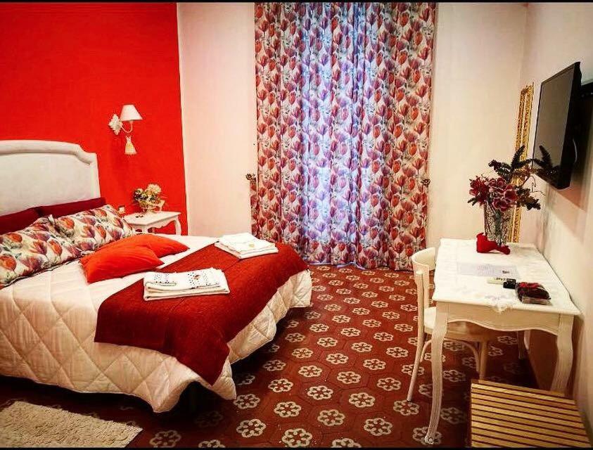B&B Resta Cu Mme Nápoles Exterior foto